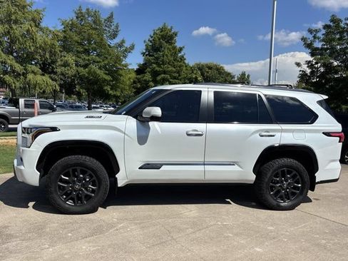 Used 2026 Toyota Sequoia Platinum AWD/4WD image 9