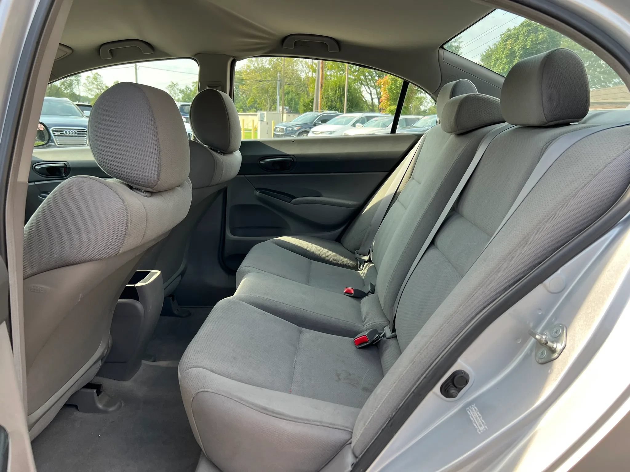 Used 2010 Honda Civic DX-VP image 26