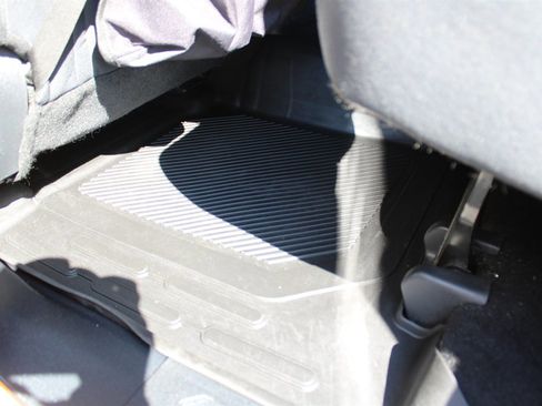 Used 2022 Ford Bronco Big Bend w/ Sasquatch Package image 17