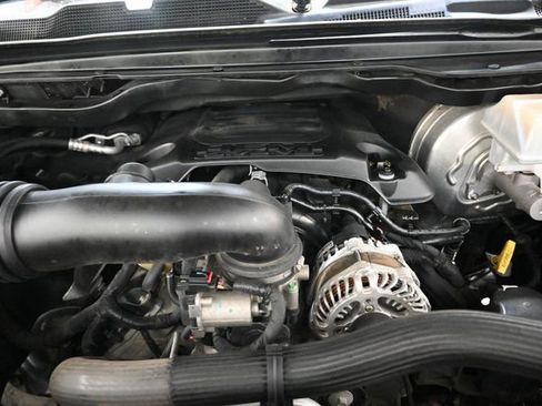 Used 2019 RAM 1500 Laramie image 32