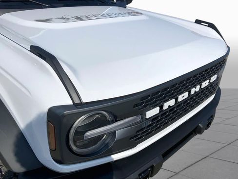 Used 2026 Ford Bronco Badlands w/ Sasquatch Package AWD/4WD image 29