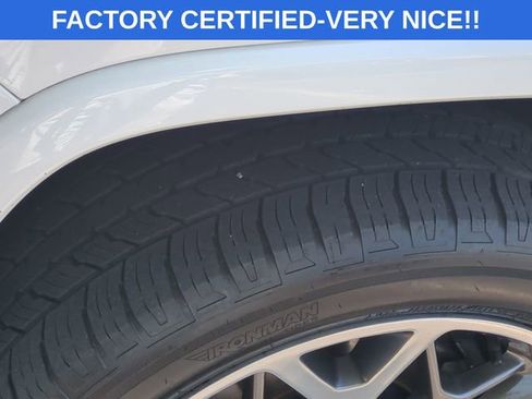 Certified 2021 Jeep Grand Cherokee Overland AWD/4WD image 11