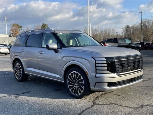 Used 2026 Hyundai Palisade Calligraphy image 7