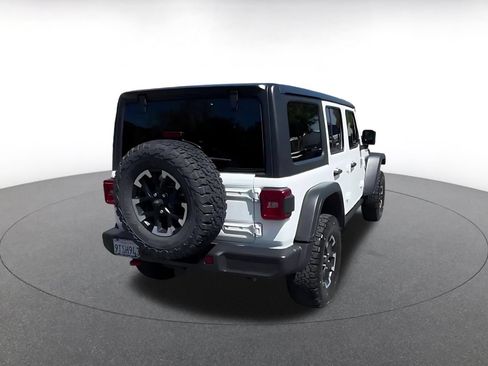 Used 2025 Jeep Wrangler Unlimited Rubicon AWD/4WD image 14