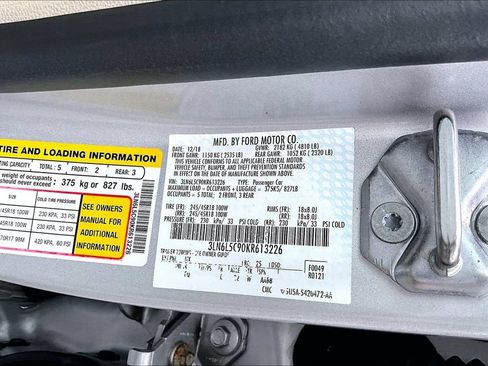 Used 2019 Lincoln MKZ Reserve FWD image 3