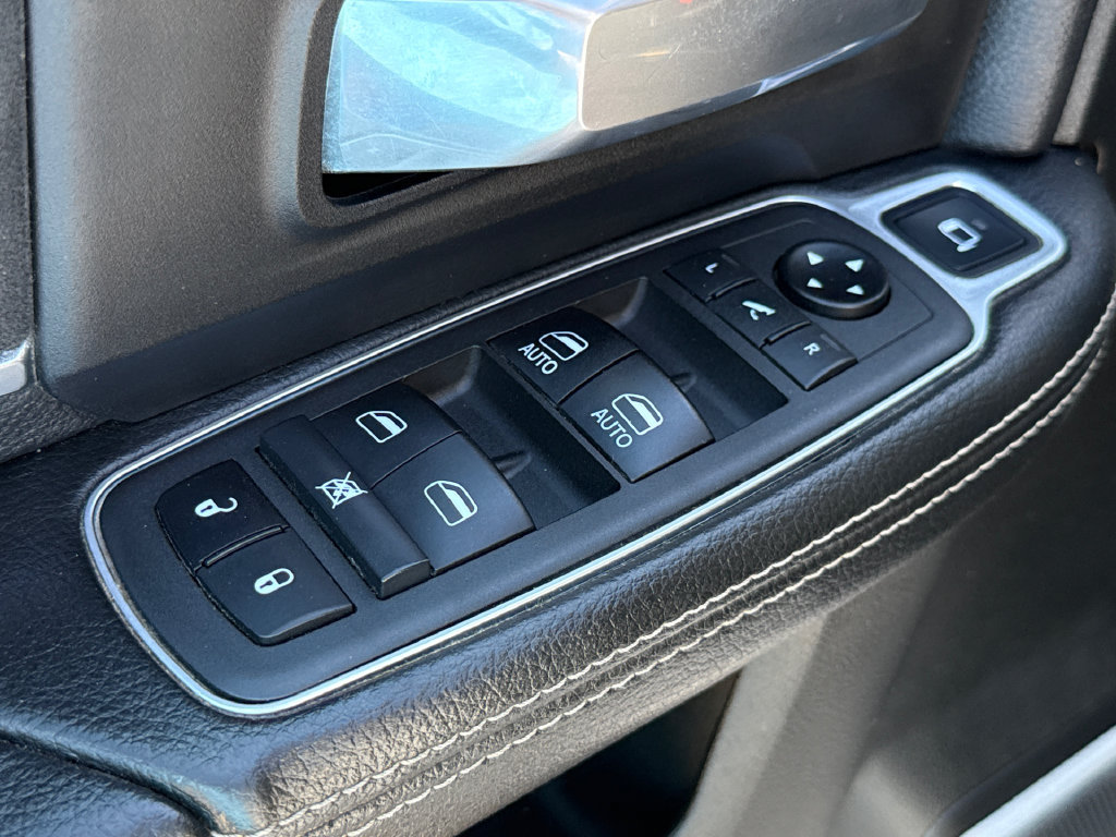 Used 2021 RAM 3500 Laramie AWD/4WD image 20
