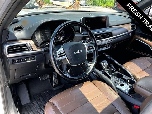 Used 2022 Kia Telluride SX w/ SX Prestige Package AWD/4WD image 5