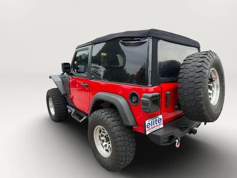 Used 2021 Jeep Wrangler Sport AWD/4WD image 5