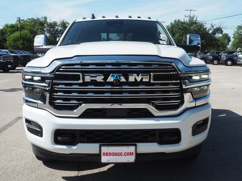 New 2025 RAM 3500 Longhorn image 3