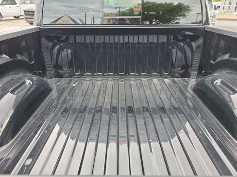 Used 2026 RAM 1500 Big Horn AWD/4WD image 7
