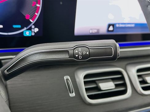 New 2026 Mercedes-Benz GLE 450 4MATIC image 17