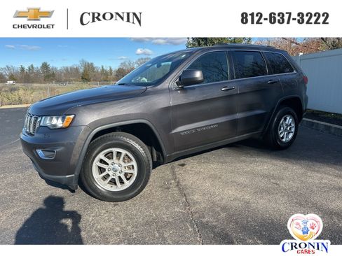 Used 2018 Jeep Grand Cherokee Laredo image 1