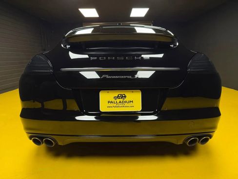 Used 2010 Porsche Panamera S RWD image 5