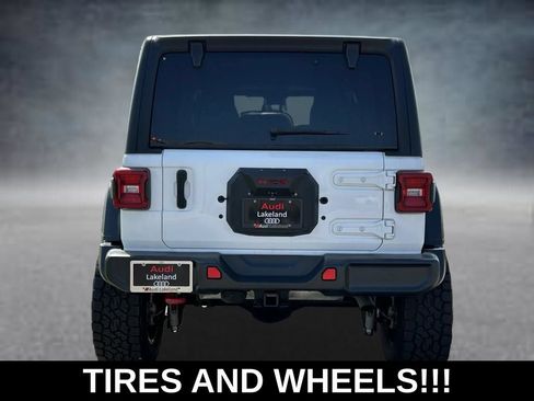 Used 2024 Jeep Wrangler Unlimited Rubicon AWD/4WD image 4