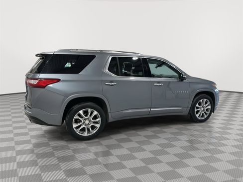Used 2020 Chevrolet Traverse Premier image 6