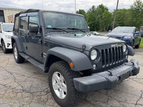 Used 2017 Jeep Wrangler Unlimited Sport w/ Quick Order Package 24S AWD/4WD image 2