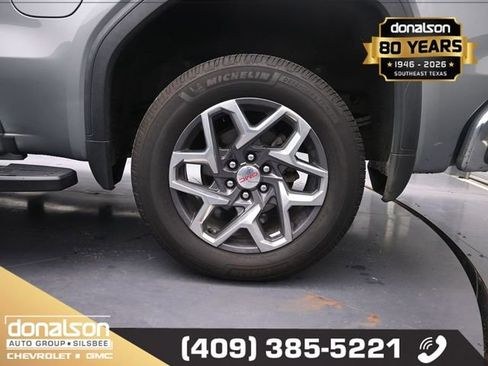Used 2023 GMC Sierra 1500 SLT image 13