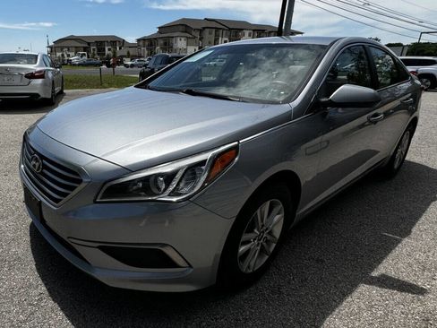 Used 2017 Hyundai Sonata SE image 11