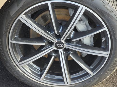 Certified 2025 Audi Q7 2.0T Premium Plus w/ Premium Plus Package image 10