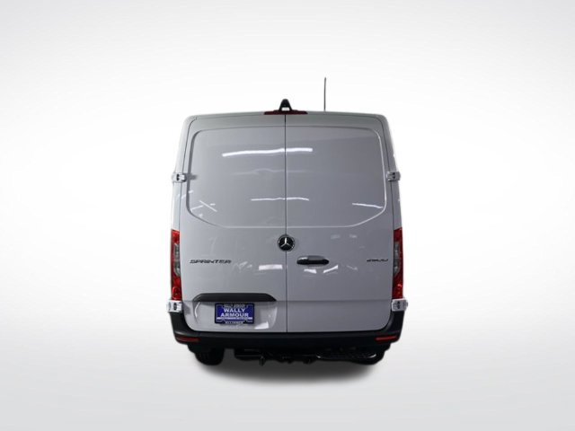 Used 2025 Mercedes-Benz Sprinter 2500 image 7