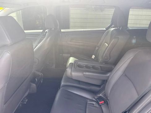 Used 2018 Honda Odyssey EX-L image 14