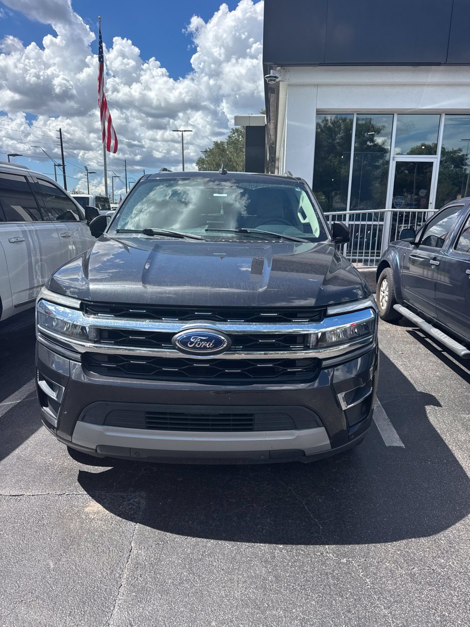 Used 2022 Ford Expedition Max Limited RWD image 1