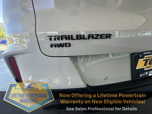 New 2026 Chevrolet TrailBlazer RS w/ Driver Confidence Package image 29