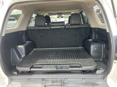 Used 2013 Toyota 4Runner SR5 w/ Convenience Pkg RWD image 19