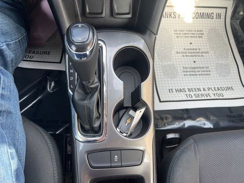 Used 2017 Chevrolet Cruze LT w/ Convenience Package image 23