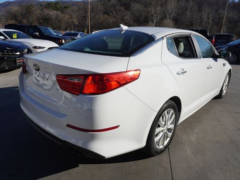 Used 2015 Kia Optima EX image 11