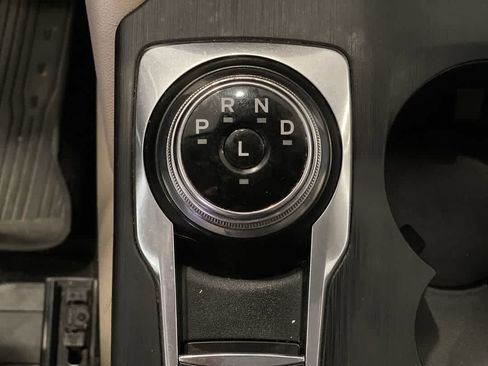 Used 2021 Ford Escape SE w/ Cold Weather Package image 23