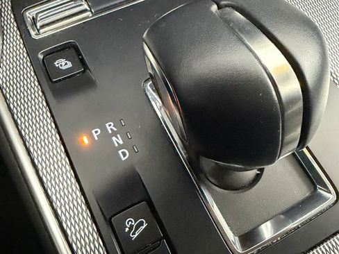 Used 2024 MAZDA CX-90 Plug-In Hybrid w/ Preferred AWD/4WD image 33