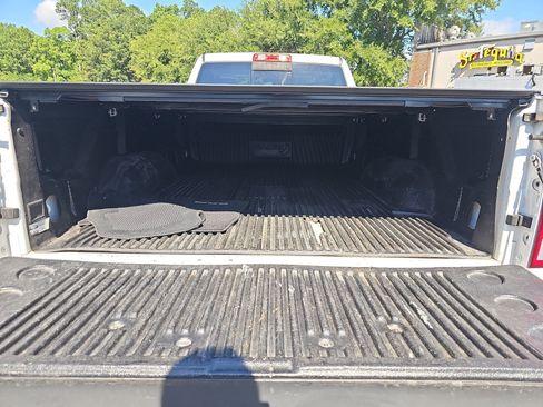 Used 2019 RAM 1500 Tradesman w/ Popular Equipment Group RWD image 11