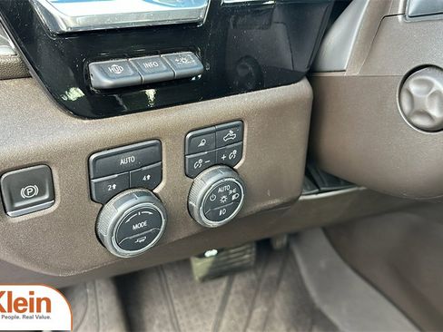 Used 2023 Chevrolet Silverado 1500 LTZ w/ Technology Package image 17