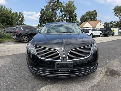 Used 2015 Lincoln MKS w/ Equipment Group 101A FWD image 2