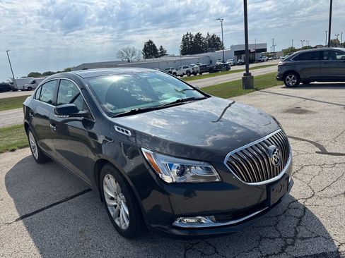 Used 2015 Buick LaCrosse Leather FWD image 3