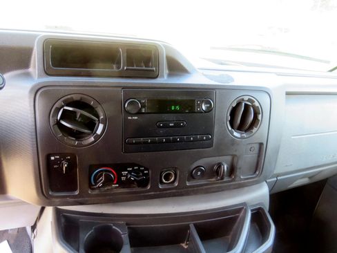Used 2011 Ford E-250 and Econoline 250 w/ Commercial Cargo Van Pkg image 13