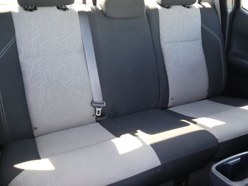 Used 2021 Toyota Tacoma TRD Sport w/ Technology Package image 19