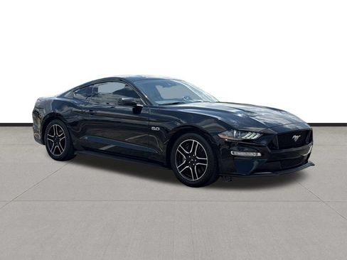 Used 2021 Ford Mustang GT Premium w/ Equipment Group 401A RWD image 3