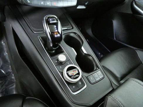 Used 2021 Cadillac XT4 Premium Luxury w/ Enhanced Visibility Package image 19