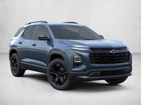New 2026 Chevrolet Equinox LT w/ Midnight Edition FWD image 7