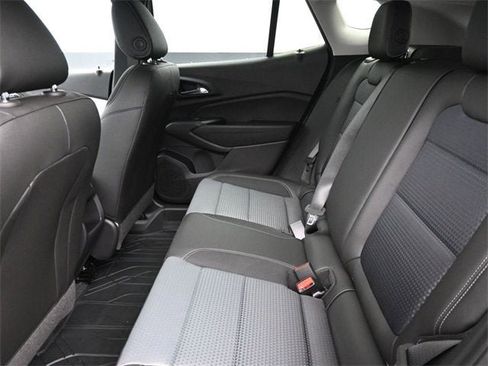 New 2026 Chevrolet Trax LT w/ Midnight Edition image 18