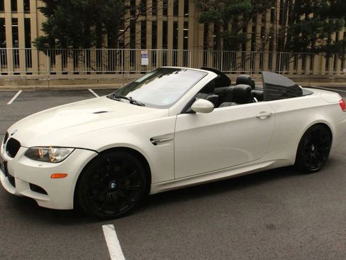 Used 2008 BMW M3 Convertible RWD image 16