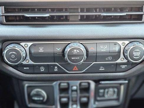 New 2026 Jeep Wrangler Unlimited Sport AWD/4WD image 19