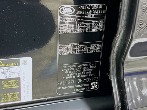 Used 2023 Land Rover Defender 110 X-Dynamic SE image 33