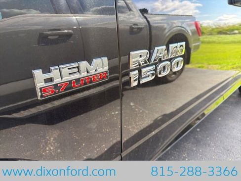Used 2018 RAM 1500 Express AWD/4WD image 10