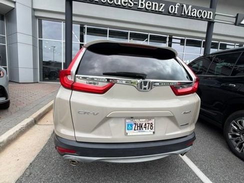 Used 2019 Honda CR-V Touring image 5