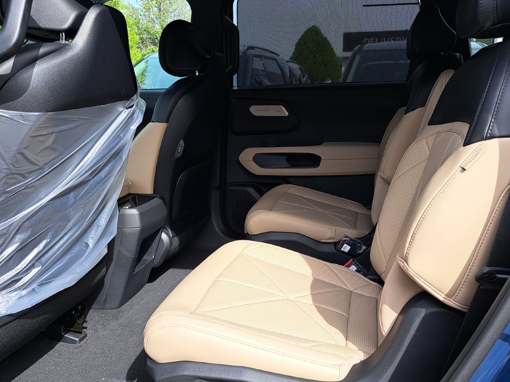 New 2027 Kia Telluride EX FWD image 13