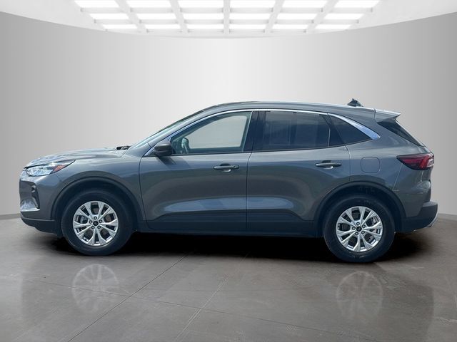 Used 2024 Ford Escape Active AWD/4WD image 4