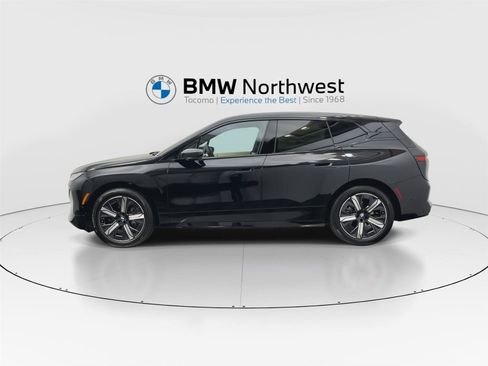 New 2026 BMW iX xDrive45 image 10